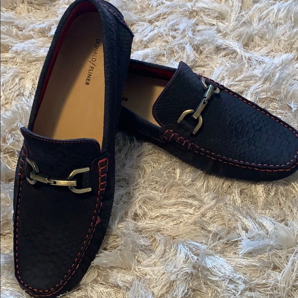 Donald/Pliner dress shoes